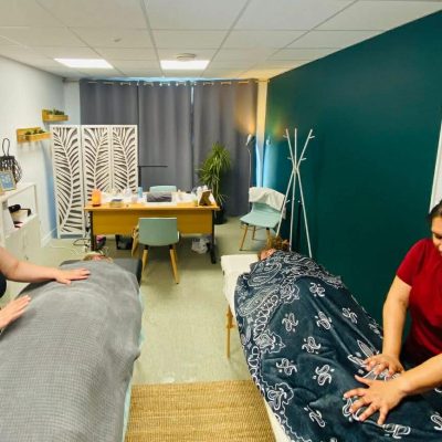 726ad719-5636-4c75-849e-c8dd2540b09f Massage duo Ingrid Boulanger Laura Mormentyn